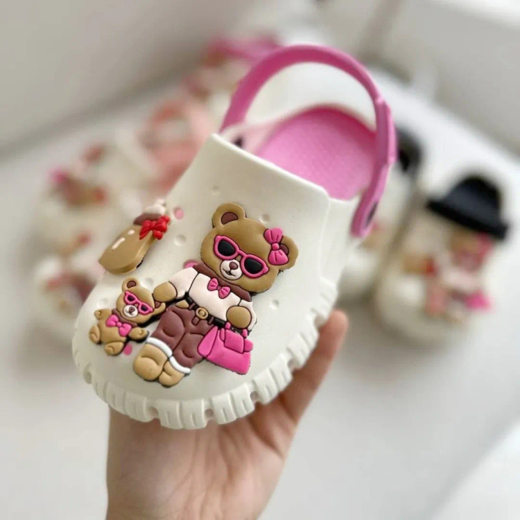 خرید دمپایی دخترانه کراس کیفیت درجه یک