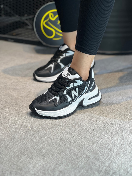 نیوبالانس دخترانه